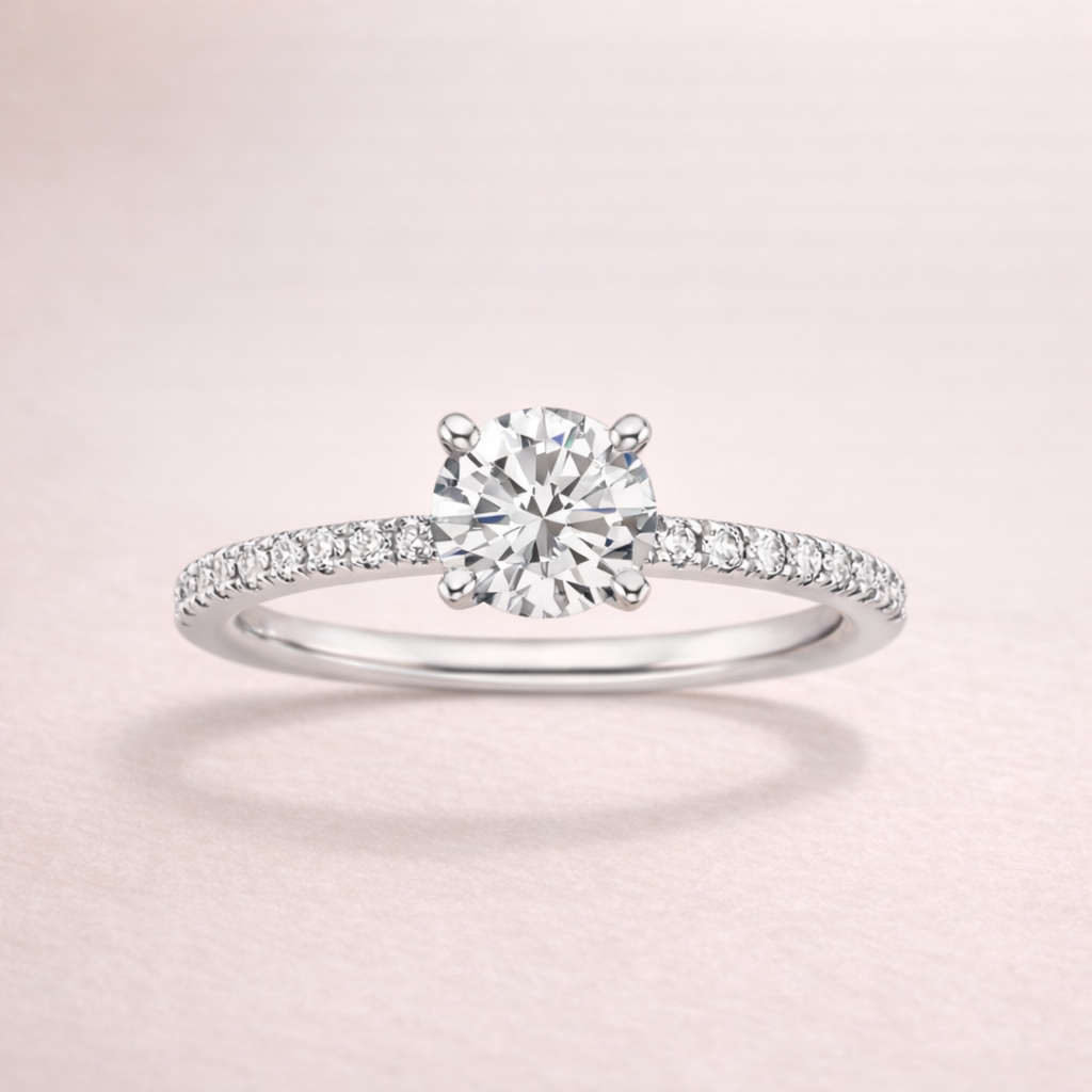 Bague Round Solitaire Élégance